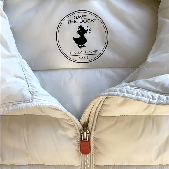 Ultra Light White Puffer Jacket - Picture 5 of 10